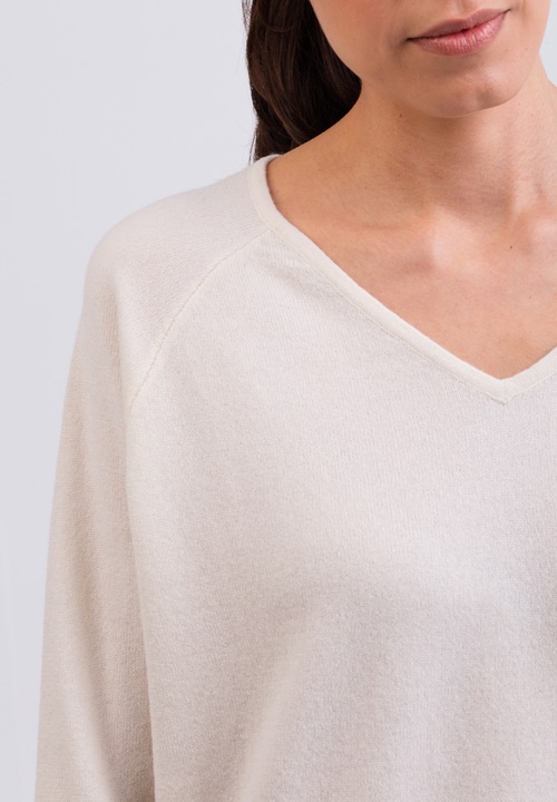 Actual product image Cash-Mere Kaschmir V-Ausschnitt Pullover mit Seitenschlitzen (XS)