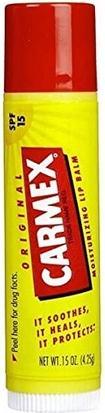 Immagine prodotto Carmex Stick balsamo labbra idratante al gusto di fragola SPF 15 (10.19 ml)