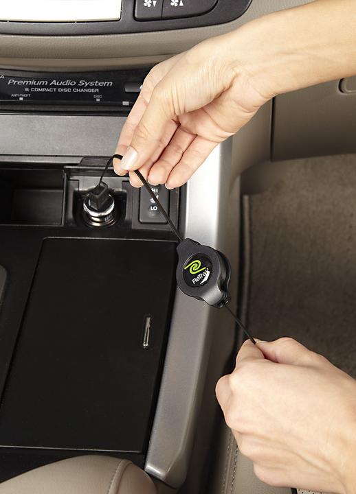 Actual product image ReTrak EUIPADCAR Mobile Car Charger Black