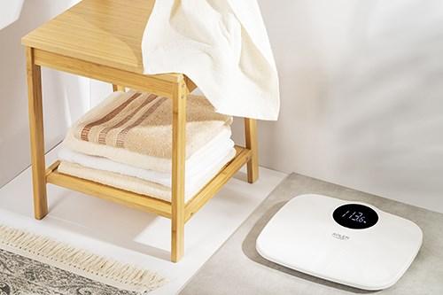 Immagine prodotto Adler bilancia pesapersone Bilancia elettronica AD 8172 fino a 180 kg - bianco (180 kg)