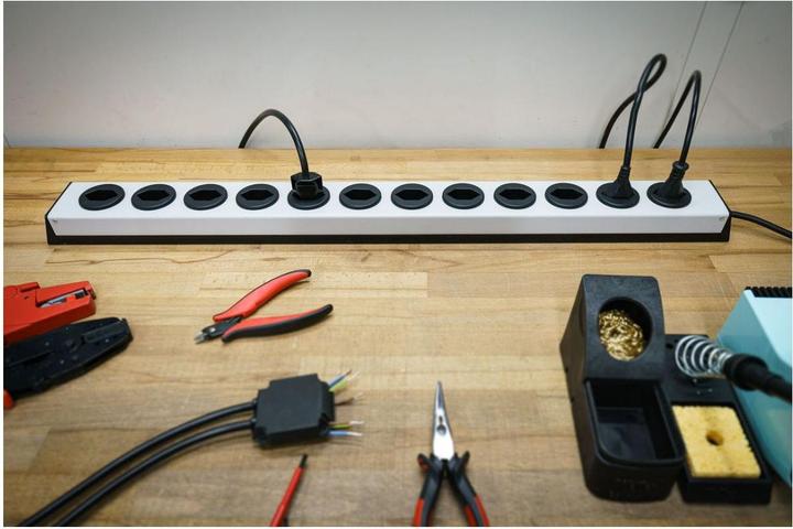 Produktbild Max Hauri Power Line (6x, Typ 13, 1.50 m)