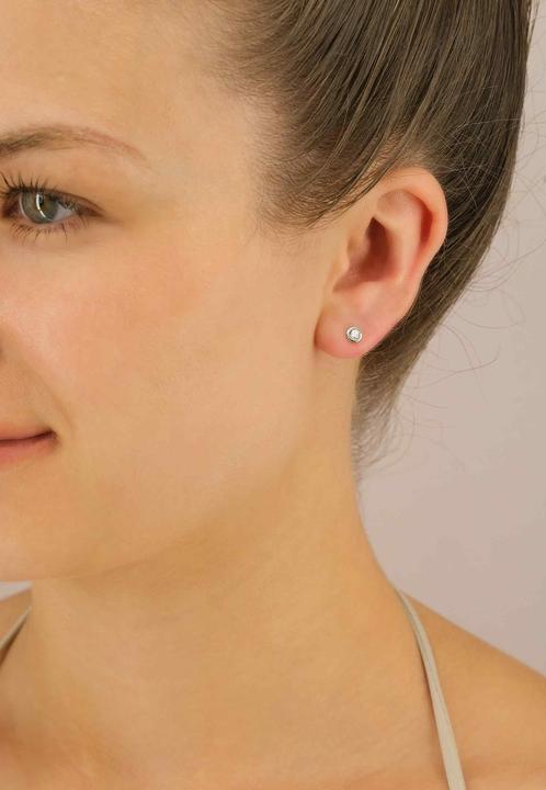 Actual product image Muau Stud earrings frame setting (White gold 750 0.34ct.2 H SI diamonds each 0.17ct.)