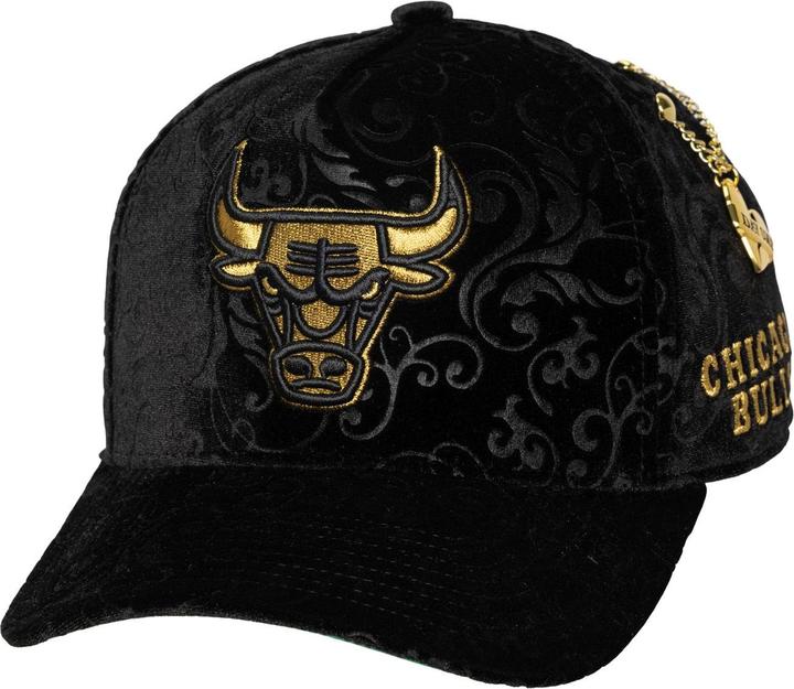 Produktbild Mitchell & Ness Snapback Pro Cap - Bling Chicago Bulls (One Size)