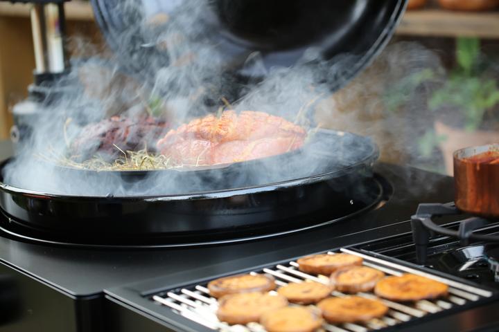 Produktbild Outdoorchef Outdoorchef Gusseisenpfanne / Aromapfanne Ø 23cm