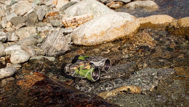 Actual product image Barska 2001216-SSI 10x42 WP Blackhawk Green Lens Binoculars in Mossy Oak - Multi, N/A (10x, 42 mm)