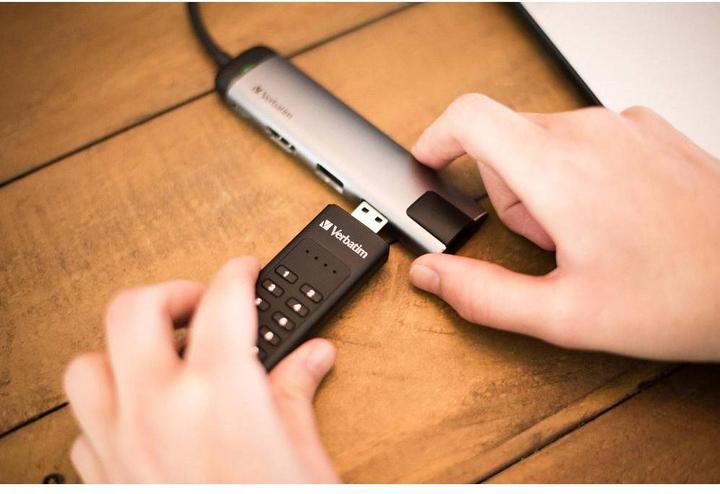 Actual product image Verbatim Keypad Secure 64GB USB 3.0 (64 GB, USB-A)