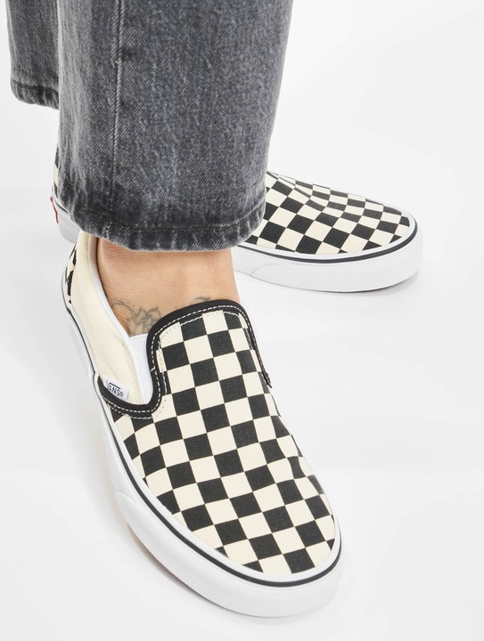 Actual product image Vans Classic Slip-On Checkerboard Sneaker (47)