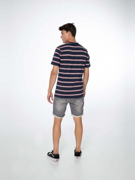 Actual product image Protest T-Shirt PRTTAUFEEQ t-shirt (XXL)