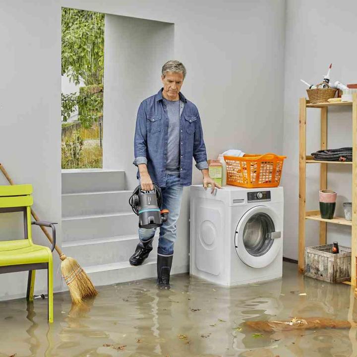 Produktbild Gardena Schmutzwasser Tauchpumpe 9000 (Schmutzwasserpumpe)