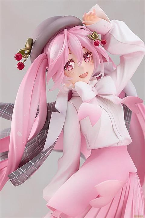 Actual product image Good Smile Company Character Vocal Series 01: Hatsune Miku PVC Statue 1/6 Sakura Miku: Hanami Outfit Ver. 28 cm