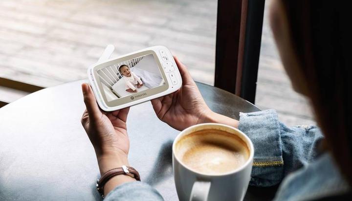 Produktbild Motorola Babyphone Video VM85 Connect (Babyphone mit Kamera, 300 m)