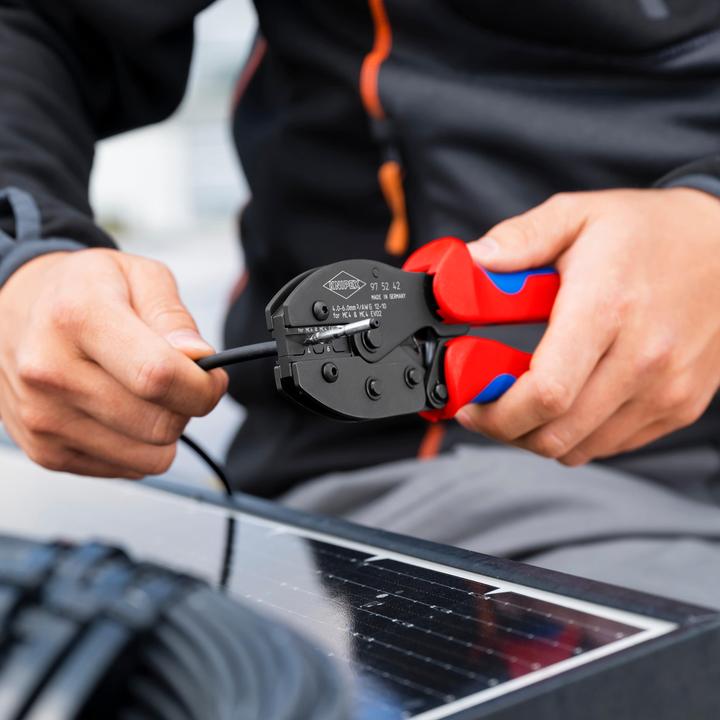 Image du produit Knipex Pince à sertir PreciForce 97 52 42 (220 mm)