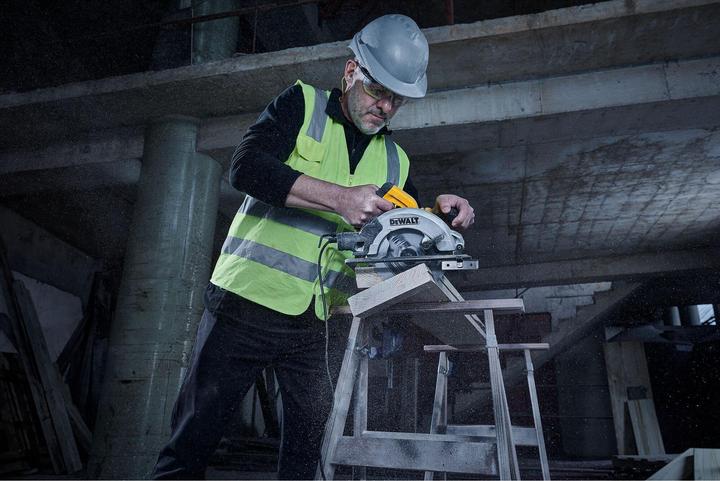 Actual product image DeWalt DWE 5615