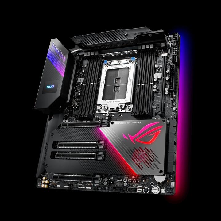 Actual product image ASUS ROG Zenith II Extreme (TRX4, E-ATX)
