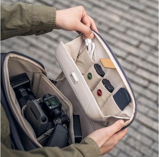 Image du produit Pgytech Etui pour appareil photo OneGo 6L bleu (Sac à bandoulière pour appareil photo, 6 l)
