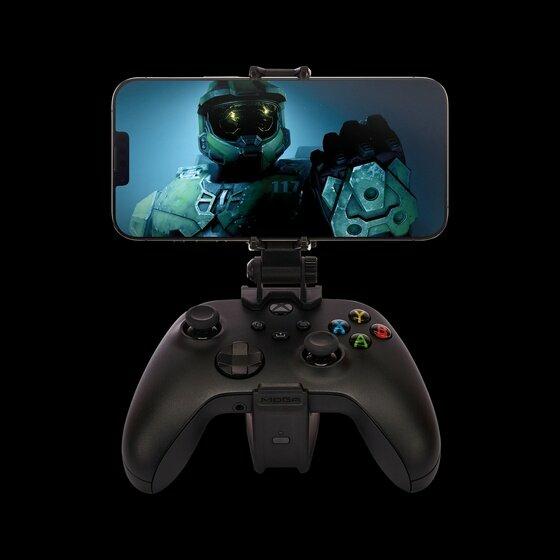 Actual product image PowerA MOGA gaming clip Play & Charge for wireless Xbox controllers (Xbox Series X)