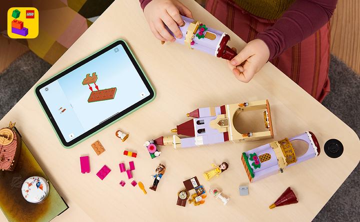 Actual product image LEGO The enchanted castle of Belle and the Beast (43289)
