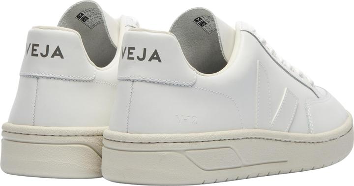 Actual product image Veja V-12 (44)