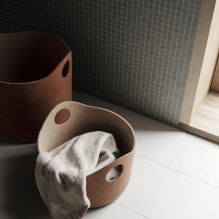 Actual product image Blomus Felt Basket -TIGGY- Rustic Brown/Tan (42.5 x 44 cm)