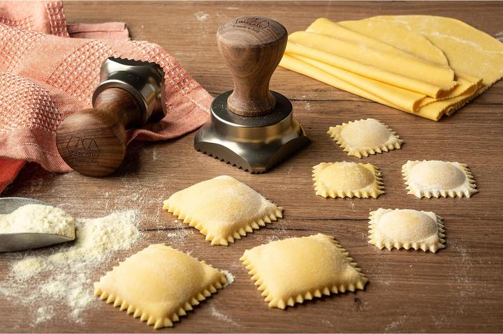 Actual product image Marcato Ravioli Stempel Champagne