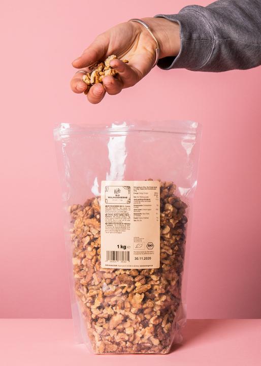 Actual product image KoRo Organic walnut kernel crush (1000 g)