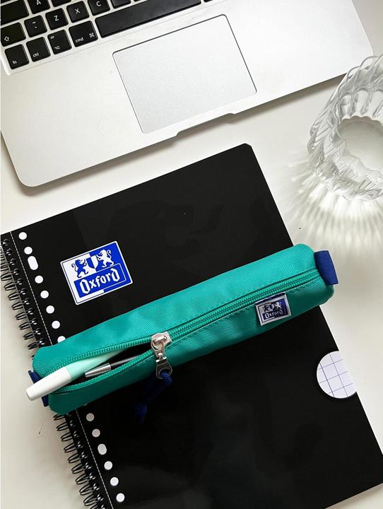 Actual product image Oxford Kangoo Pencil Case round turquoise