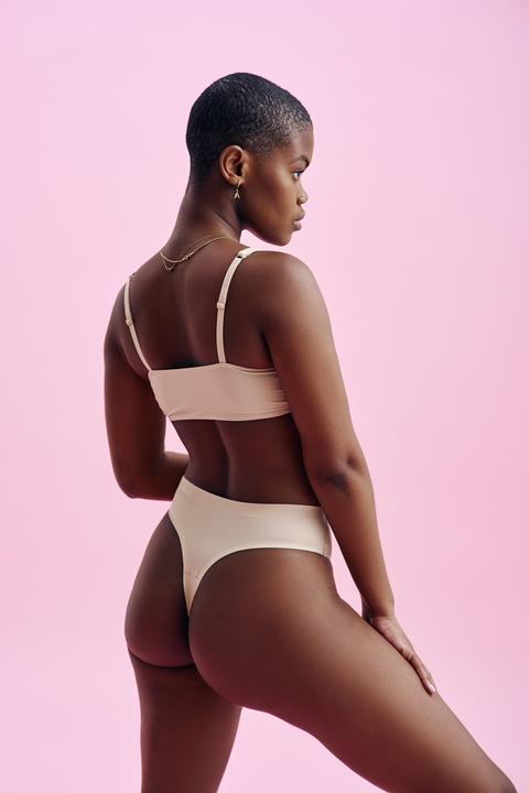 Produktbild The Female Company Tanga Seamless Strong (36)