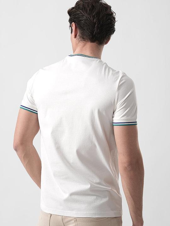 Actual product image Fred Perry M1588 (XXL)