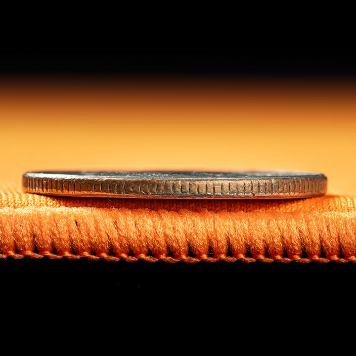 Productafbeelding Fnatic MAX Focus 3 L Pro Gaming Muismat, Sunrise Orange Glad Doek Controle Oppervlak, Waterbestendig (L)