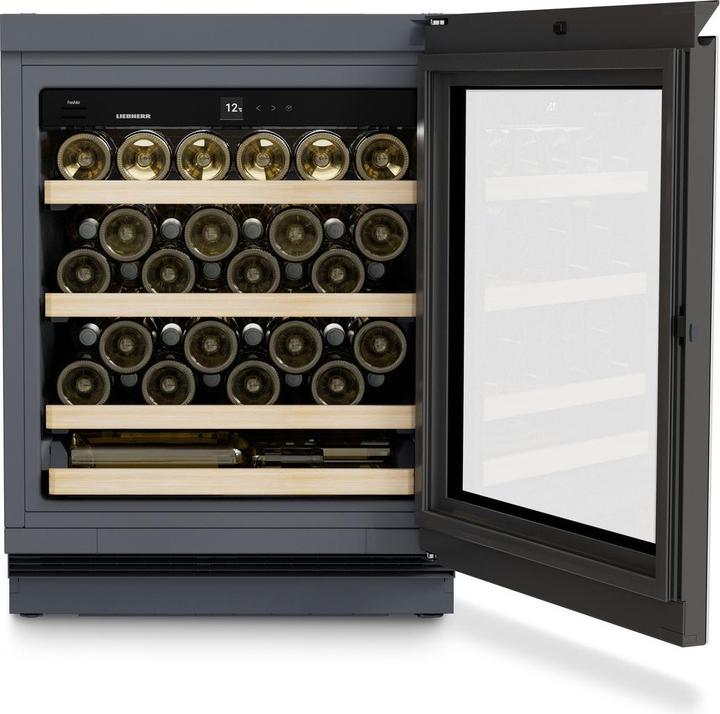 Built-in wine coolers