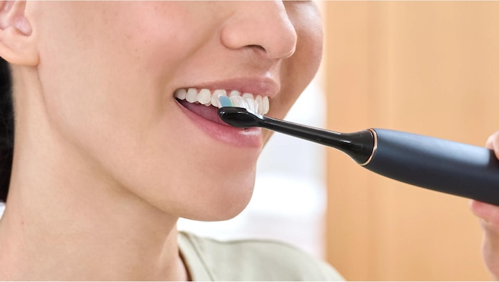 Actual product image Philips Sonicare W2 Optimal White (4 x)