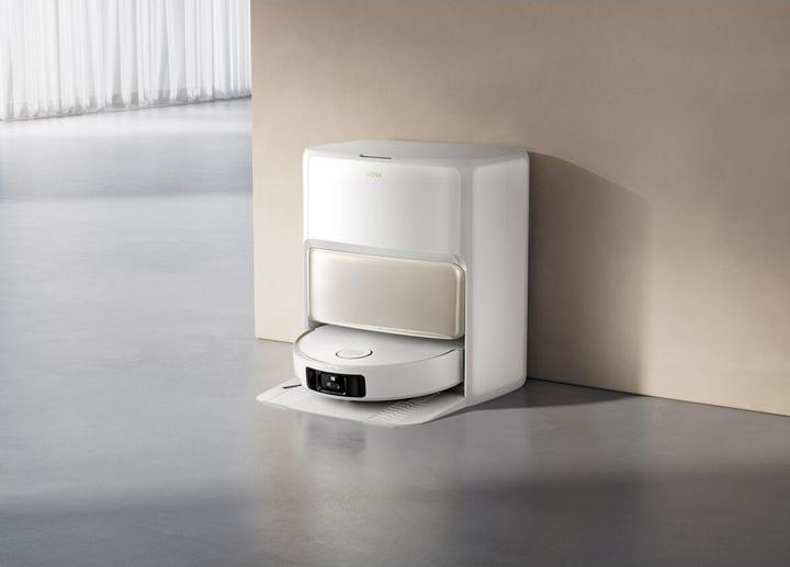 Actual product image Mova V50 Ultra (24000 Pa, Wiping pads (rotating))