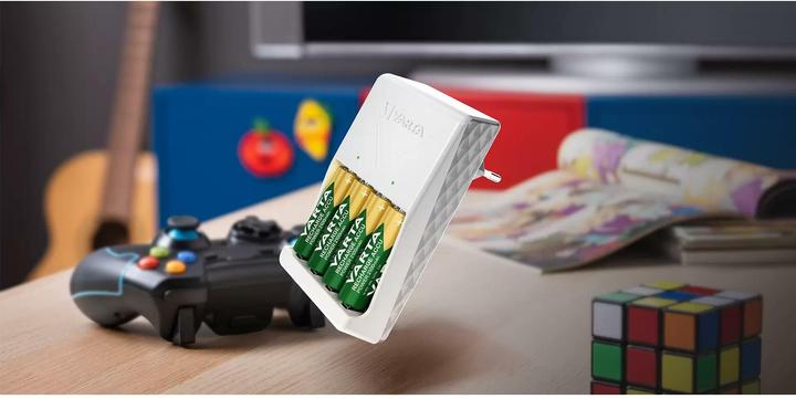 Image du produit Varta Plug Charger (4 pcs, AA, Piles rechargeables + chargeur)