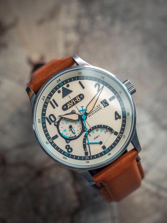 Immagine prodotto AVI-8 AV-4101-0C Hawker Hurricane McKellar a doppio tempo (Orologio da pilota)