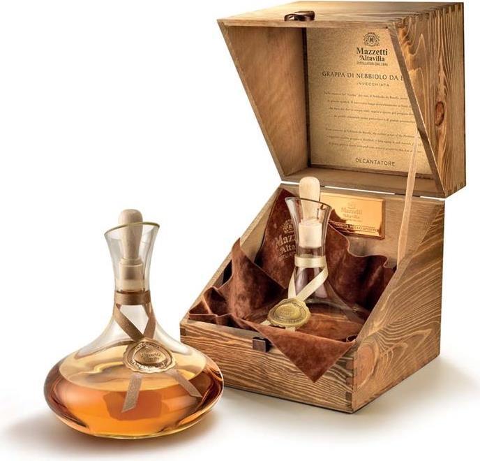 Mazzetti d'Altavilla Grappa di Nebbiolo e Barolo Invecchiata (1 x 70 cl)