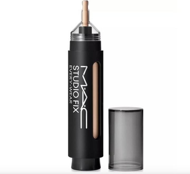 Image du produit MAC Cosmetics Studio Fix Every-Wear All-Over Face Pen n° NC15 (No. d'article NC15)