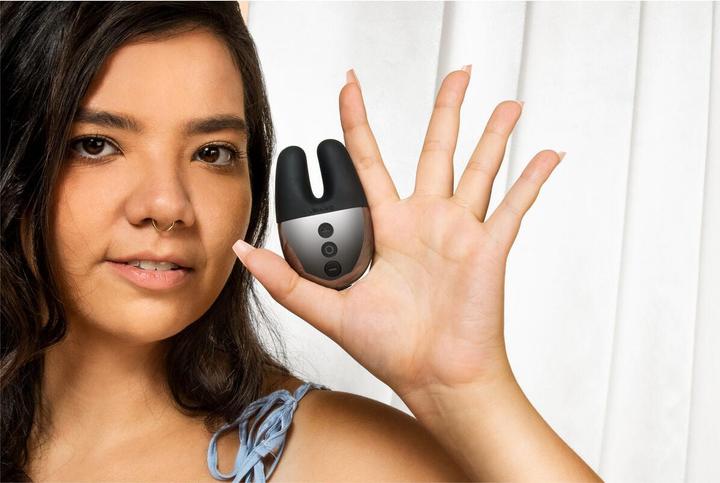 Actual product image Le Wand Double Vibe