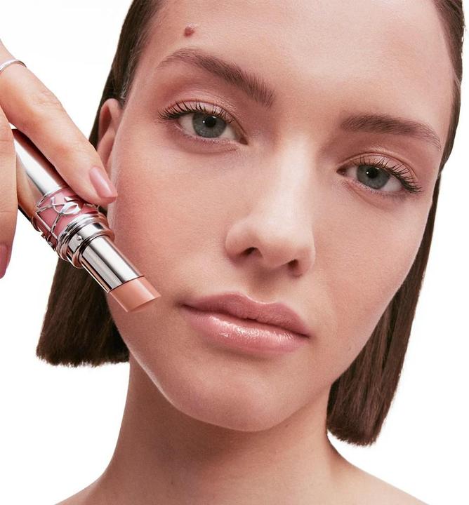 Immagine prodotto Yves Saint Laurent Loveshine Rouge Volupte Shine Rossetto 200 (200 Sabbia rosata)