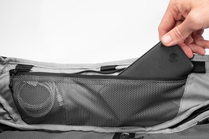 Actual product image Peak Design Travel Backpack (27 l)