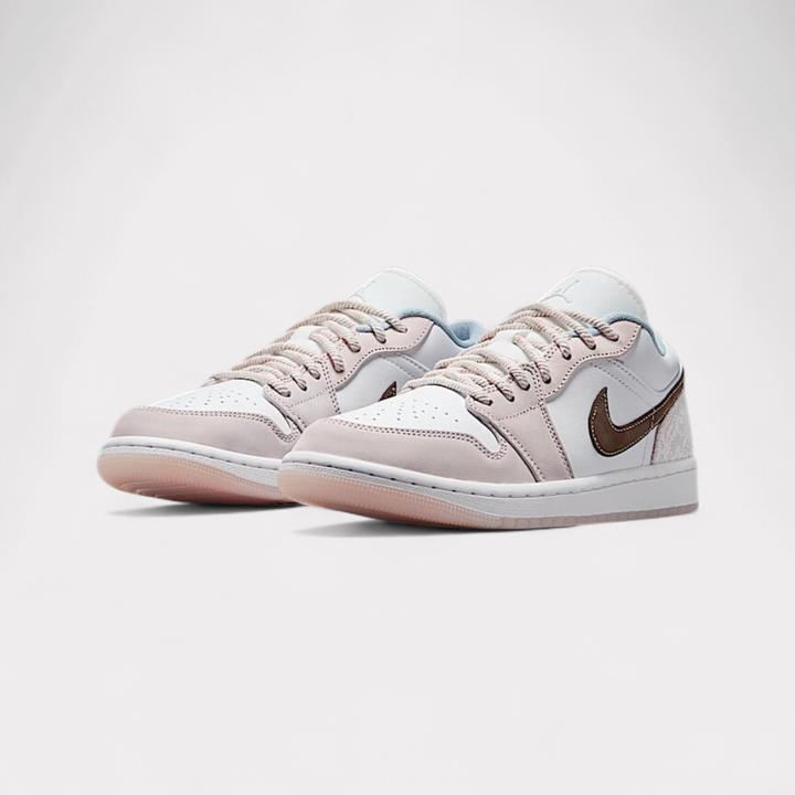 Image du produit Nike Air Jordan 1 Low (40)