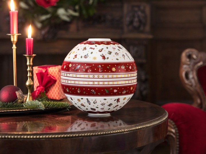 Actual product image Villeroy & Boch La Boule Toy's Delight (7 Piece)