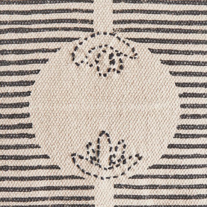 Actual product image Beliani Lutz