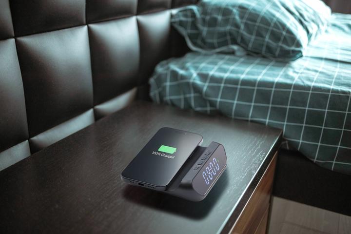 Produktbild Cellularline Wireless Clock Charger Black (15 W)