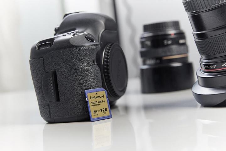 Productafbeelding Intenso UHS-I Premium (16 GB, SDHC, U1, UHS-I)