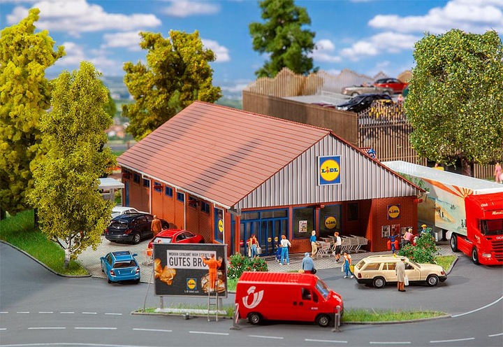 Actual product image Faller Lidl store