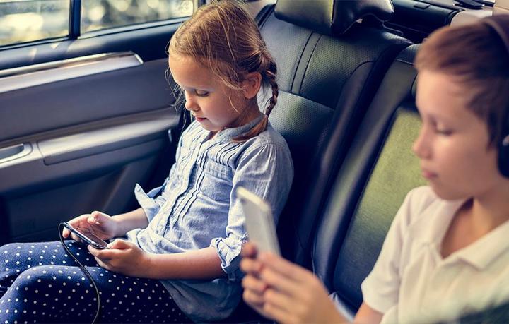 Immagine prodotto Joyroom Caricatore da auto multiplo a 5 porte (3+2) USB