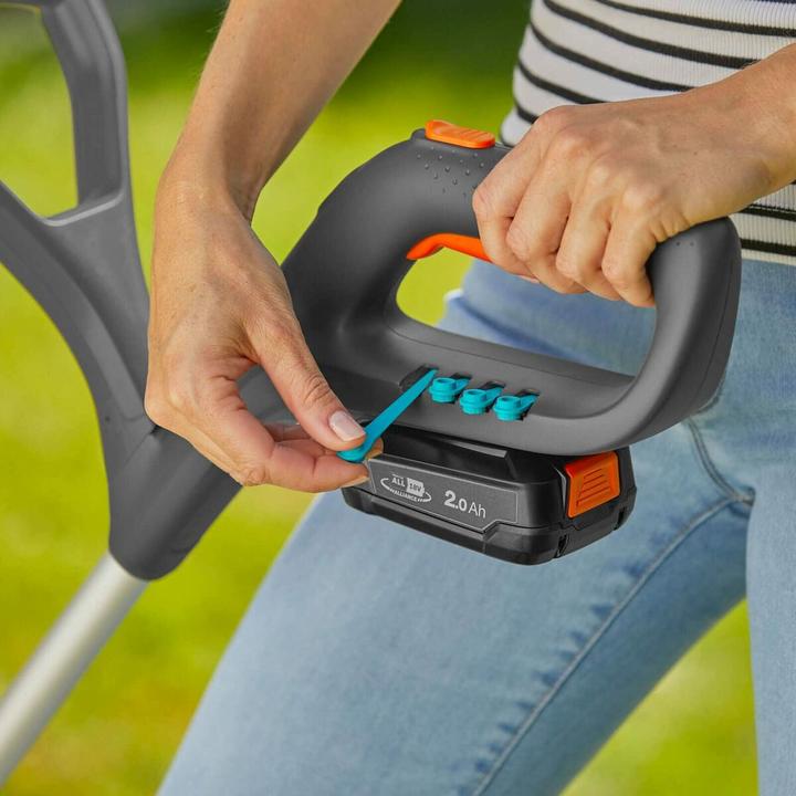 Actual product image Gardena SmallCut 23 18V P4A solo (Plastic knives)