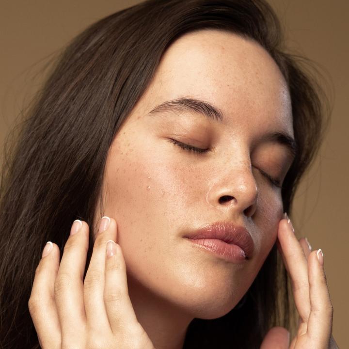 Actual product image Antipodes Glory Vitamin C Triple-Action Glow Toner Vegan Skincare AHA (100 ml)