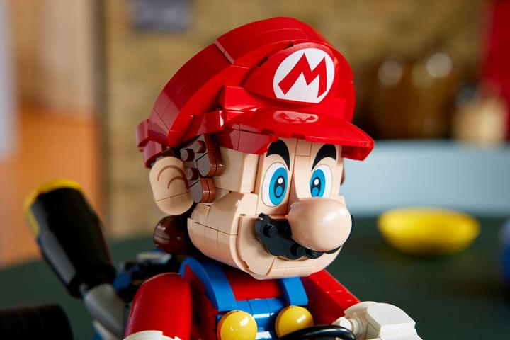 Actual product image LEGO Mario & Standard-Kart (72037, LEGO Super Mario, LEGO Rare Sets)