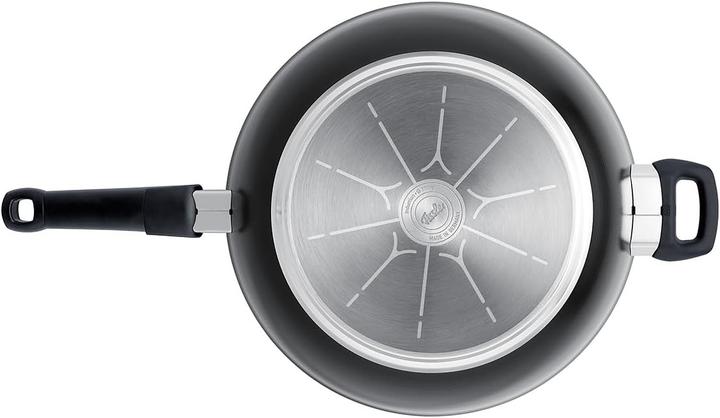 Produktbild Fissler Ceratal Comfort Wokpan, 32cm orbit black (Aluminium, 32 x 10.50 cm)